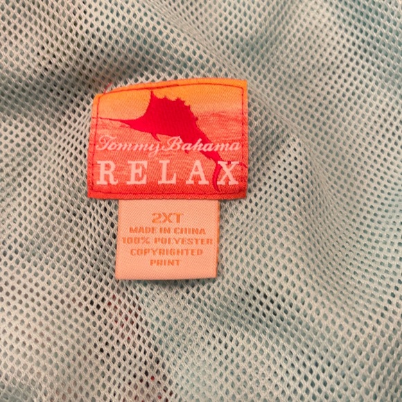 Tommy Bahama Relaxed Men’s 2XT - Picture 2 of 7